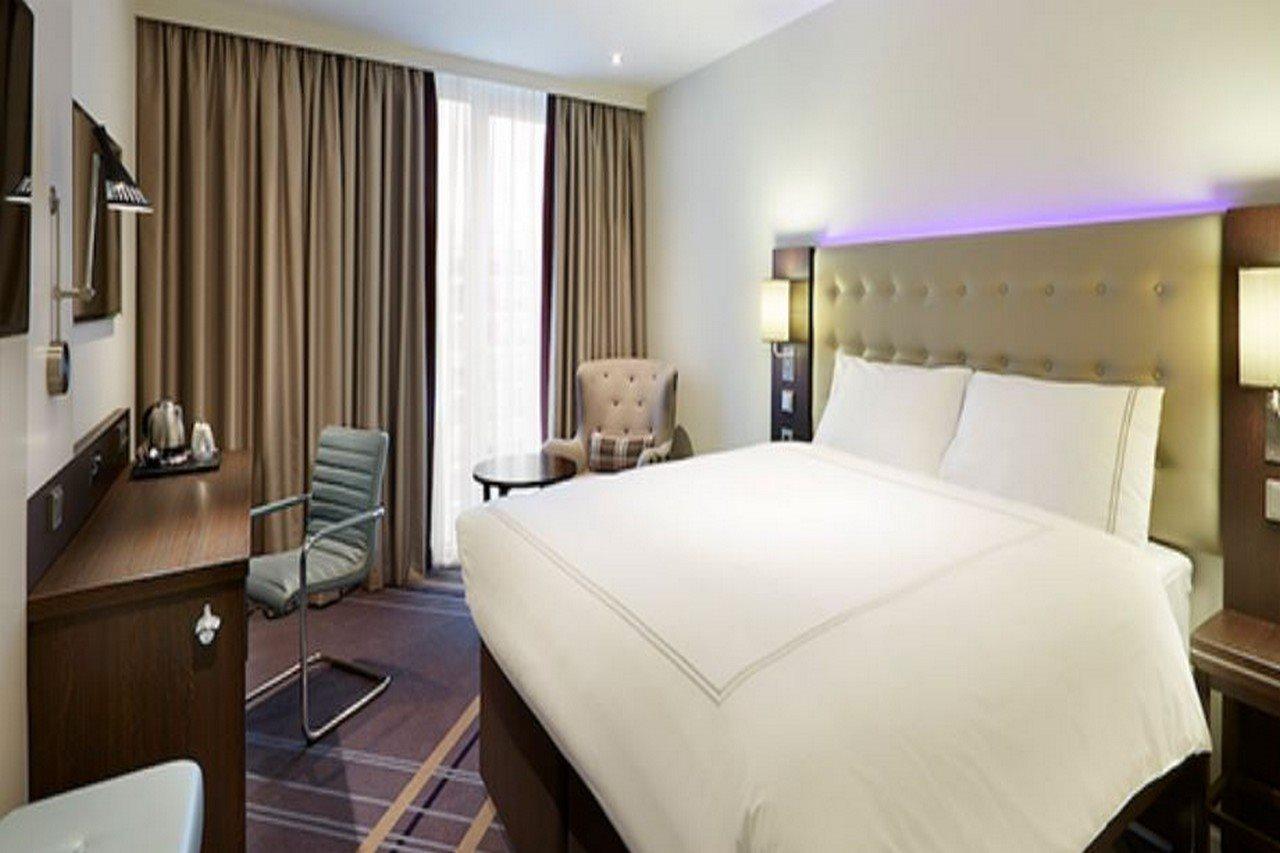 Premier Inn Muenchen Airport Sued Hallbergmoos Exterior foto